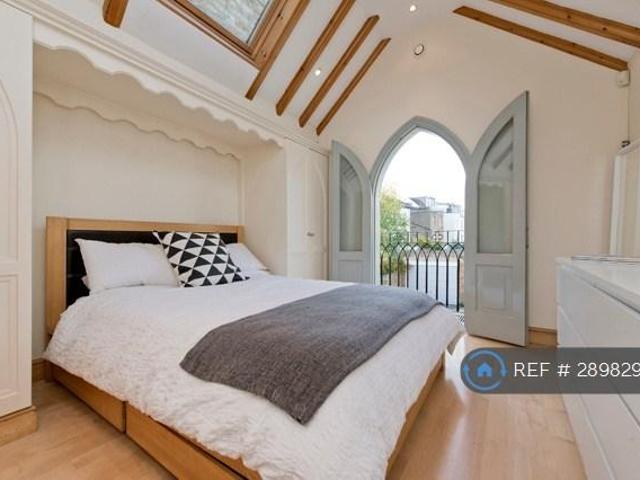 House for rent in London Borough of Wandsworth, Greater London
