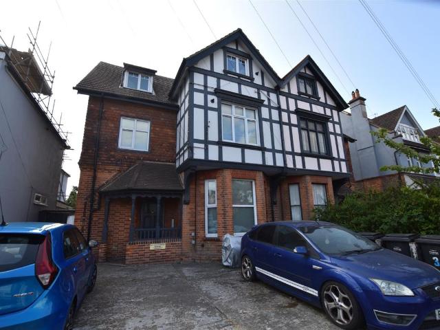 Apartment for rent in St Leonards Green, Guestling Green