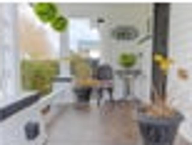 House for sale in College Estate