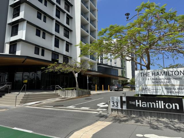 Retail for rent in Toombul, Queensland