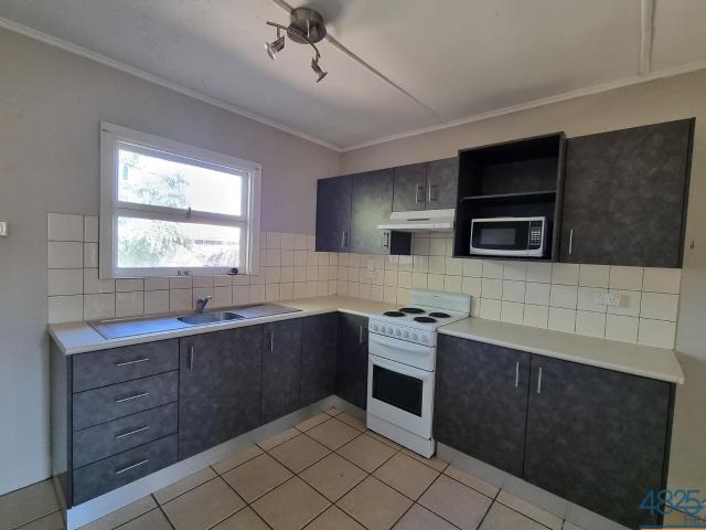 Flat for sale in Mount Isa, Queensland