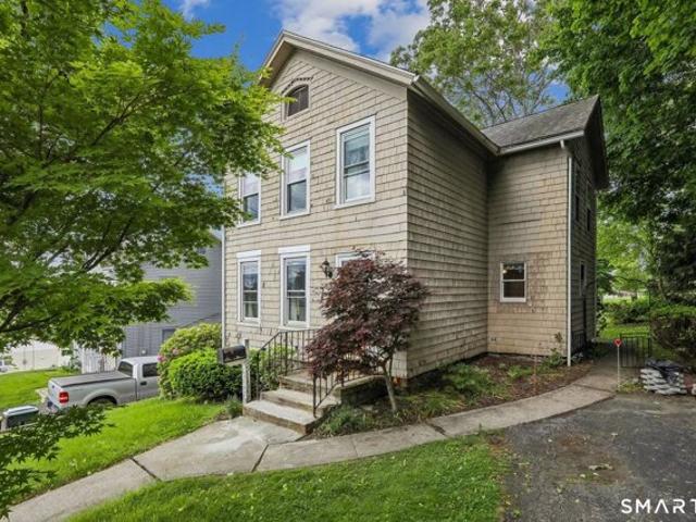 House for sale in Danbury, Connecticut