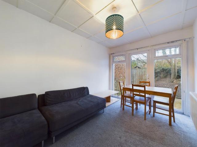 Apartment for rent in London Borough of Merton, Greater London