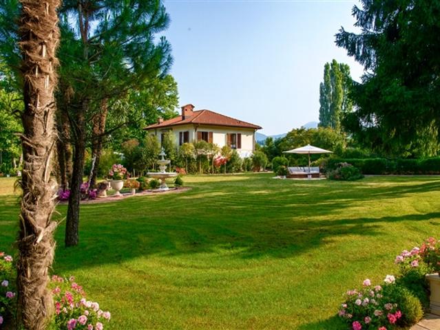 Einfamilienhaus kaufen in Collina d'Oro, Tessin