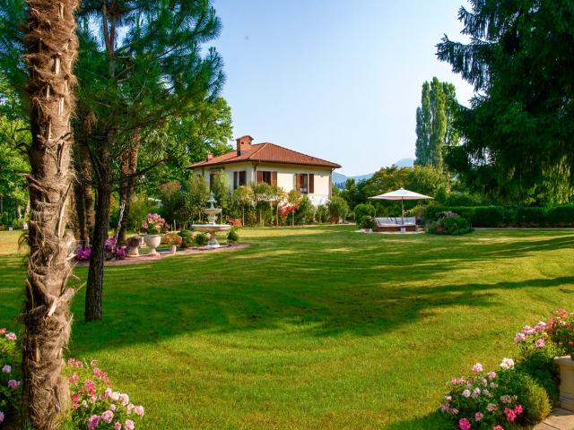 Einfamilienhaus kaufen in Collina d'Oro, Tessin