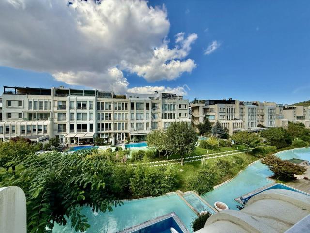 Aşağı Dudullu Mahallesi, Ümraniye içerisinde satılık Villa