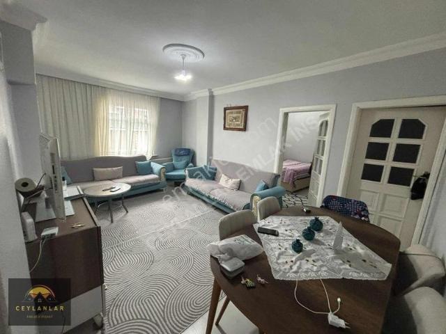Söğütlü Çeşme Mahallesi, Küçükçekmece içerisinde satılık mülk