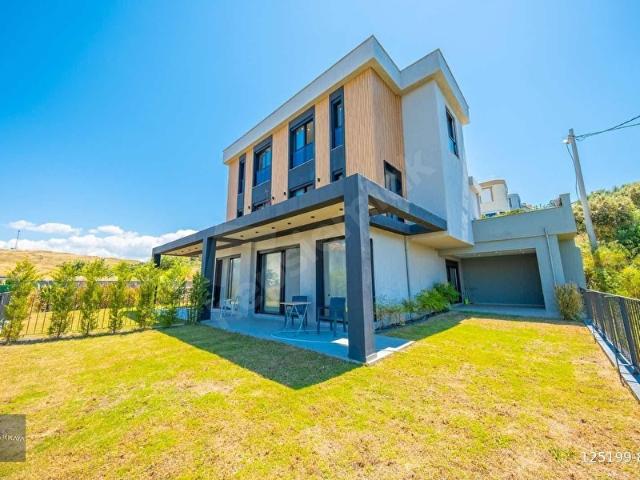 Seferihisar, İzmir içerisinde satılık Villa