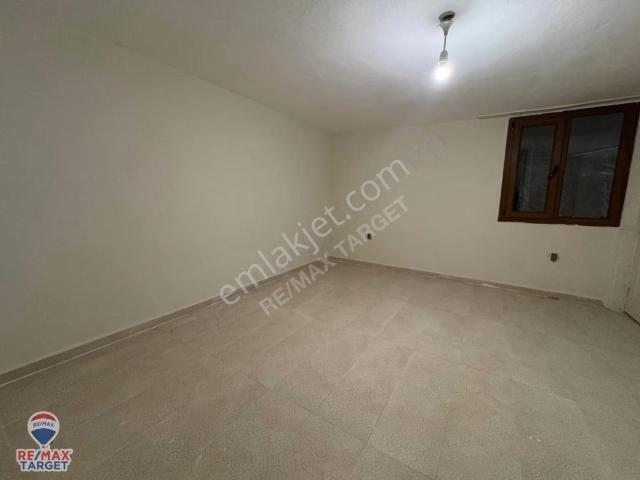 Seferihisar, İzmir içerisinde kiralık mülk