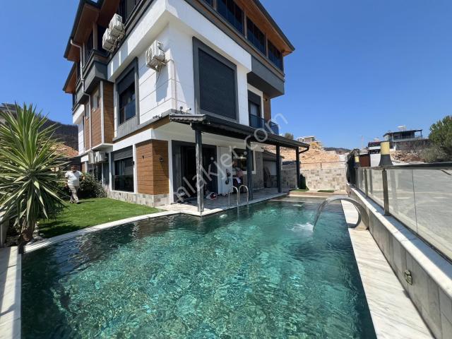Seferihisar, İzmir içerisinde satılık Villa