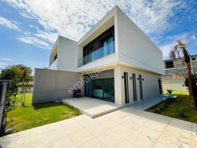 Seferihisar, İzmir içerisinde kiralık Villa