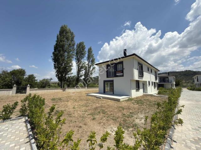 Seferihisar, İzmir içerisinde kiralık Villa