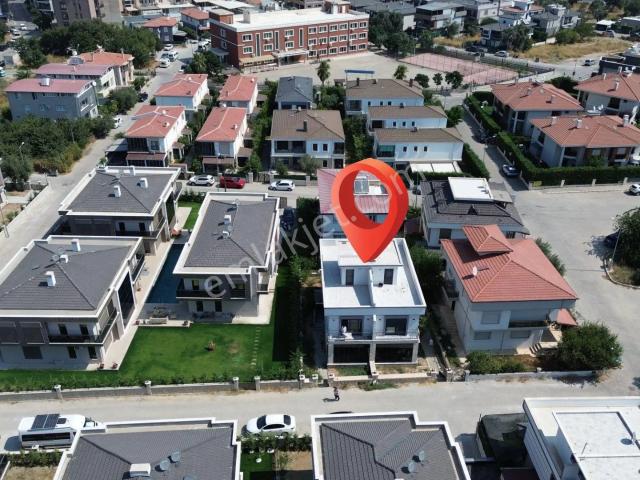 Hıdırlık Mahallesi, Seferihisar içerisinde satılık Villa