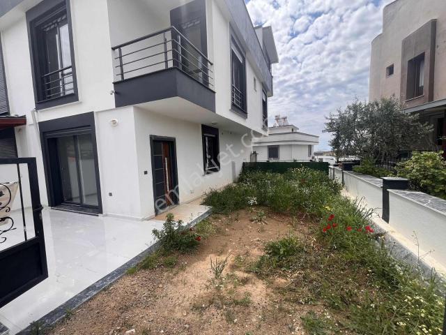 Payamlı Mahallesi, Seferihisar içerisinde satılık Villa