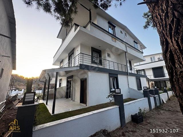 Seferihisar, İzmir içerisinde satılık Villa