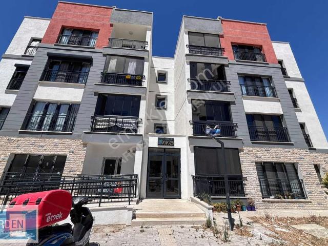 Camikebir Mahallesi, Seferihisar içerisinde kiralık mülk