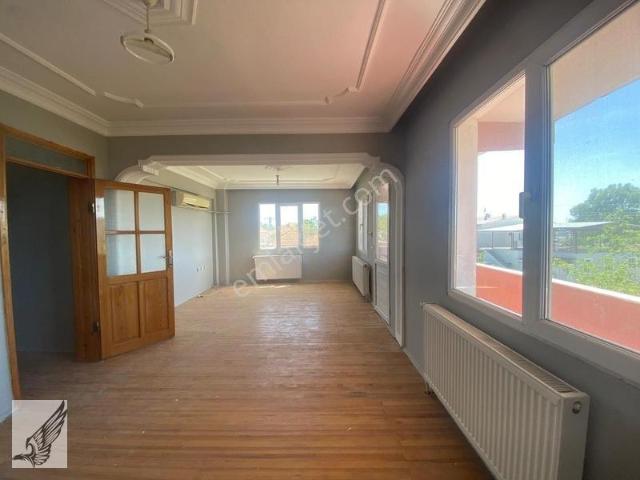 Ulamış Mahallesi, Seferihisar içerisinde kiralık mülk