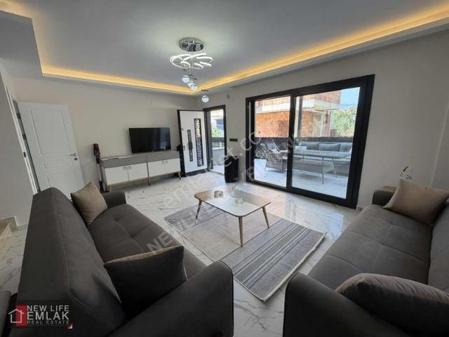 Mersin Alanı Mahallesi, Seferihisar içerisinde satılık Villa