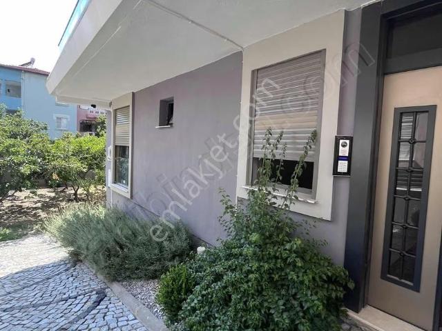 Seferihisar, İzmir içerisinde kiralık mülk
