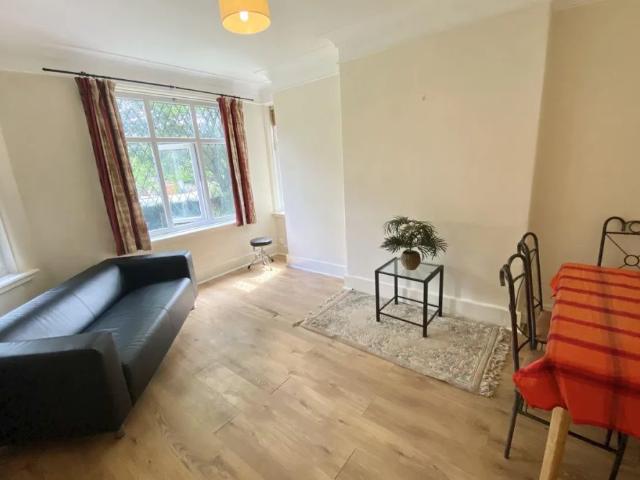 Apartment for rent in Far Headingley, Headingley