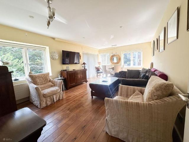 Apartment to rent in Blackrock, North Tipperary