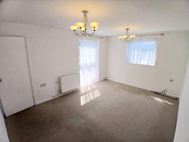 House for rent in Pin Green Industrial Area, Shephall