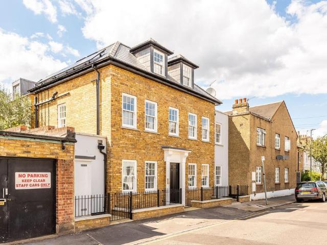 House for rent in Putney, Greater London
