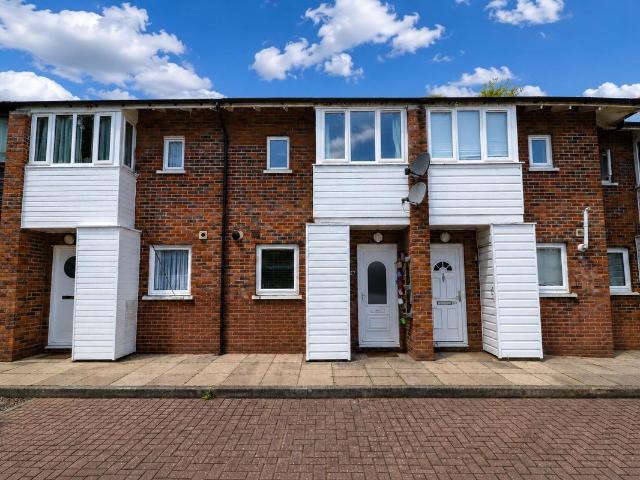 House for rent in Cowley, Greater London