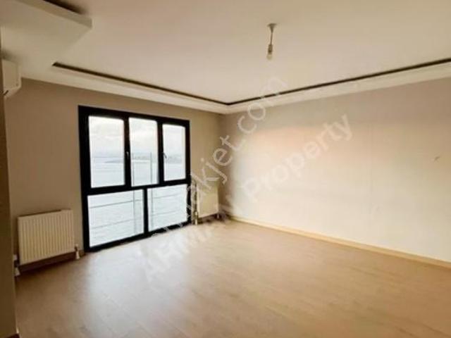 Fatih Mahallesi, Küçükçekmece içerisinde satılık Residence