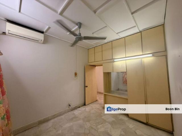 House for sale in Country Heights Damansara, Kuala Lumpur