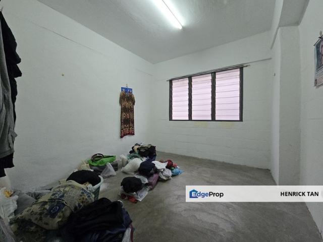 Flat for sale in Pangsapuri Segar Ria, Kuala Lumpur