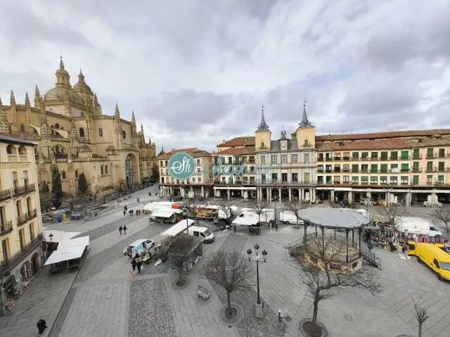 Apartamento en alquiler en Recinto amurallado, Segovia