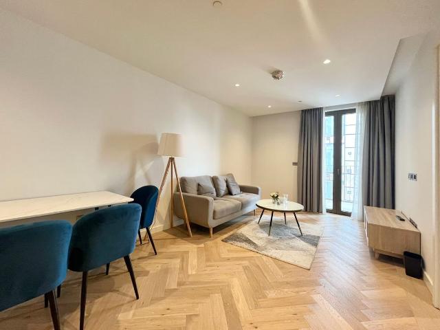 Apartment for rent in Paddington, Greater London