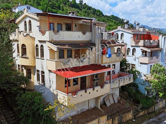 Keşap içerisinde satılık Villa
