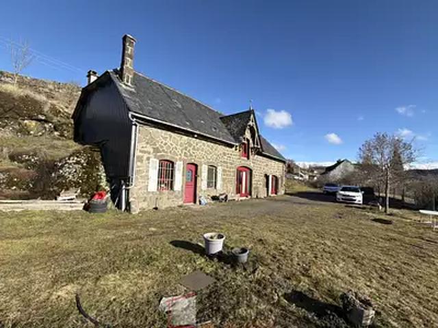 Maison vente à Saint-Flour, Ségur-les-villas