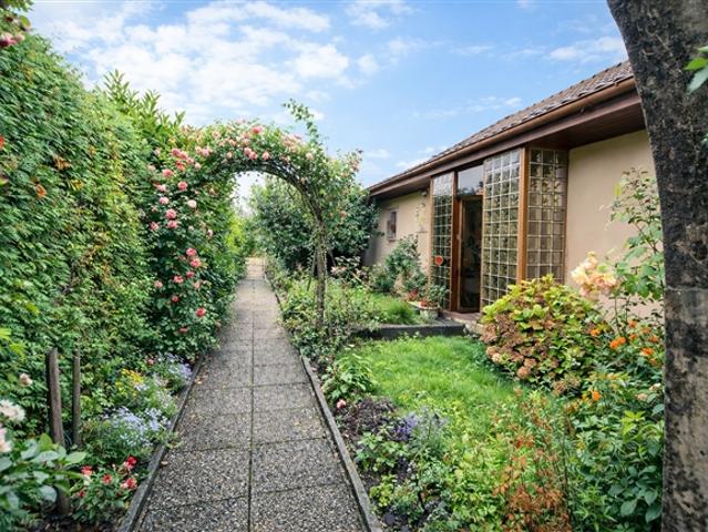 Einfamilienhaus kaufen in Cugy (VD), Waadt