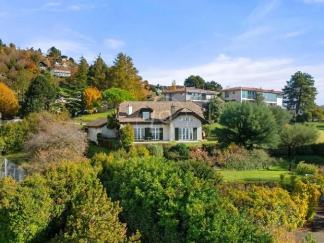 Haus kaufen in Bourg-en-Lavaux, Waadt