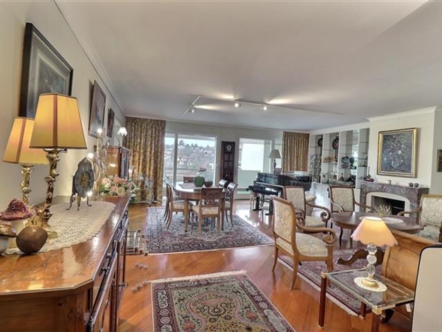 Wohnung kaufen in Pully, Waadt