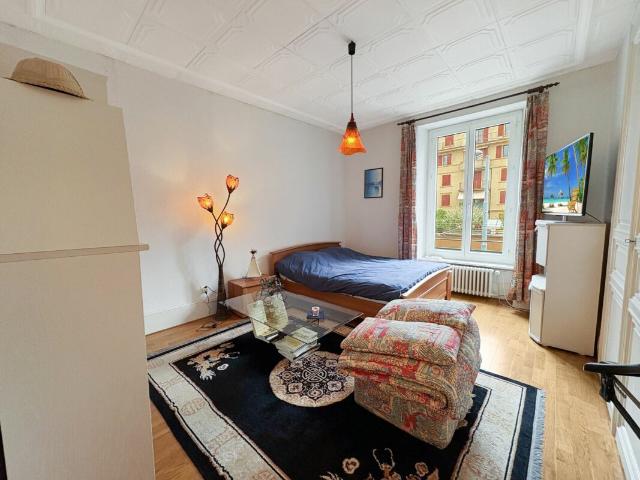Etagenwohnung kaufen in Lausanne