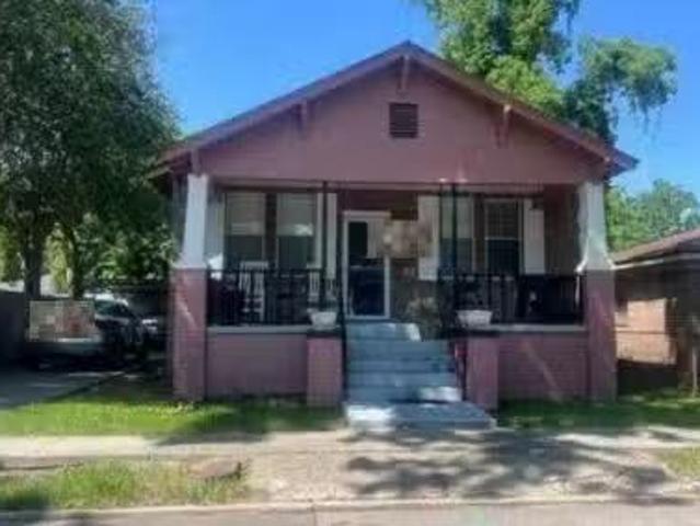 House for sale in Savannah