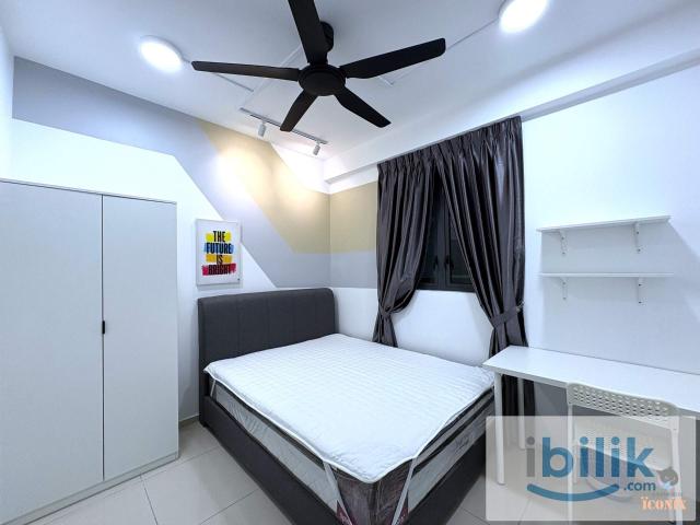 Room for rent in Petaling, Alam Impian