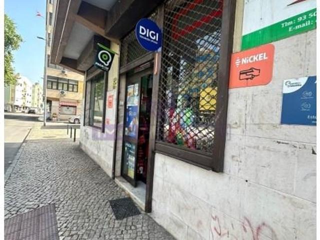 Escritório alugar em Seixal, Setúbal