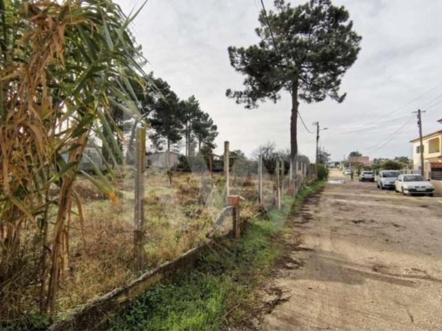 Terreno venda em Seixal, Setúbal