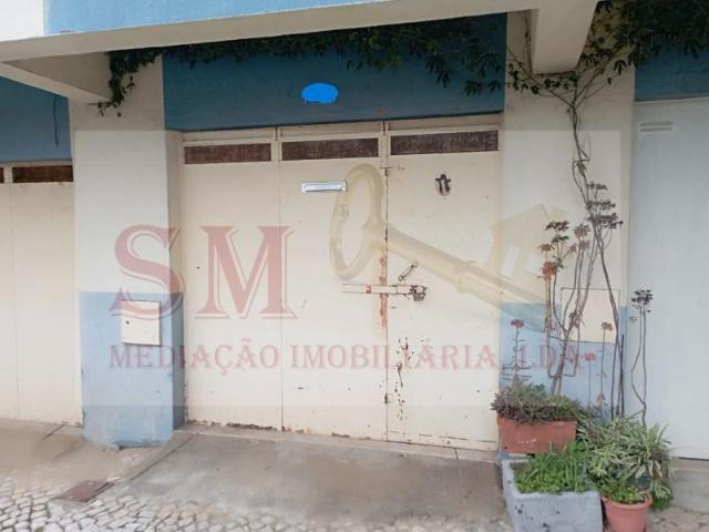 Garagem venda em Seixal, Amora