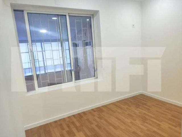 Loja alugar em Cruz de Pau, Seixal