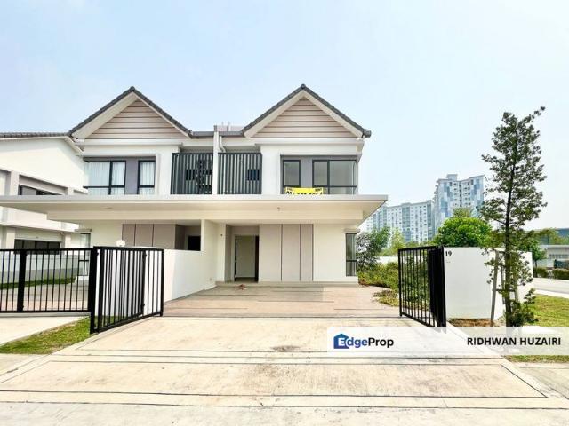 House for sale in Sejati Lakeside 2, Sepang