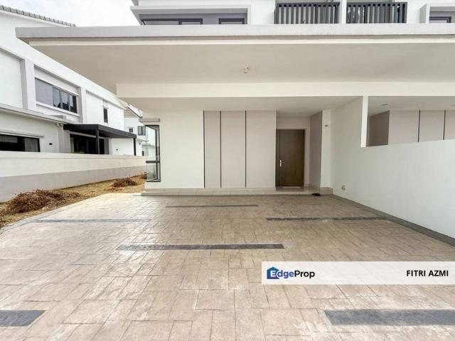 House for sale in Cyber 10, Sepang