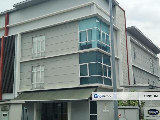 Warehouse for rent in Petaling, Damansara Damai