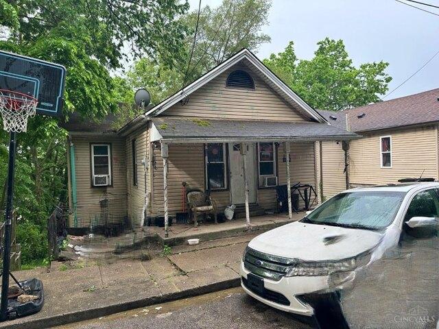 House for sale in Addyston