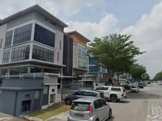 Warehouse for rent in Petaling, Alam Impian